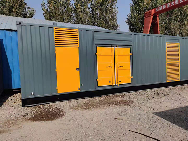 兰州300kw 柴油发电机组用多大的空气开关？